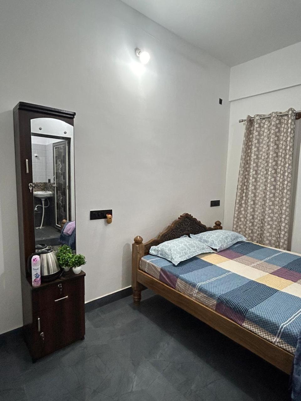 Travel Inn Mysore Vanivilasa Puram Exterior photo